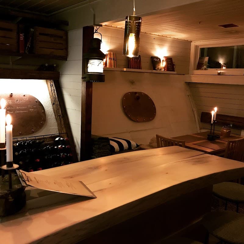 Båthuset Krog & Bar