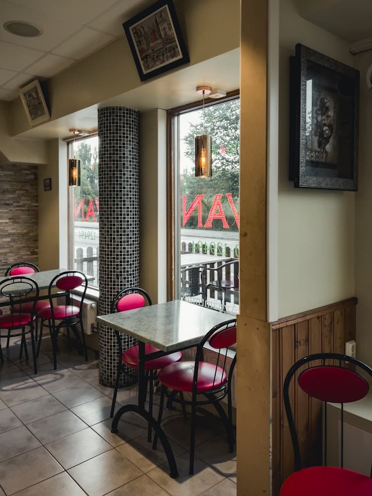 Restaurang & Pizzeria Divan