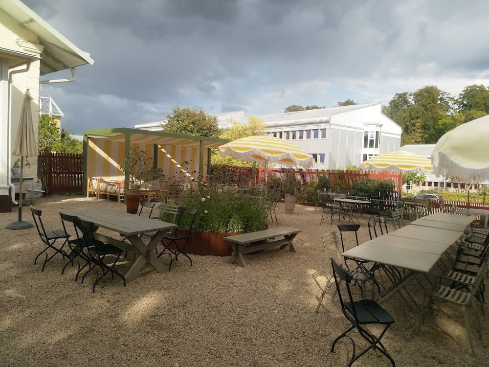 Cafe Mandeltårtan B&B