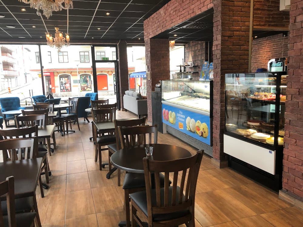 Nyfiken café .pizza.bar