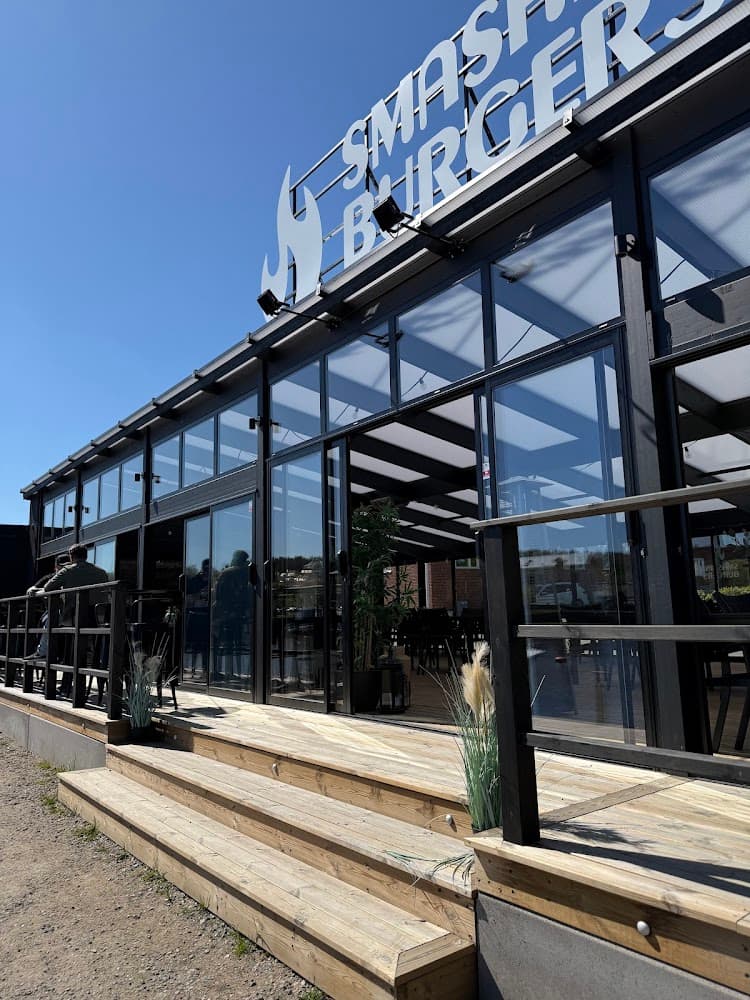Smashin’ Burgers