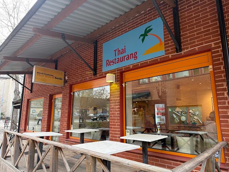Ekerö centrum Thai Wok & Sushi