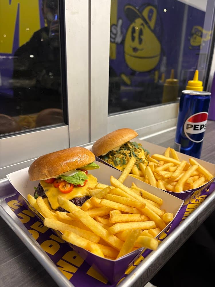 Dunder smash burgers