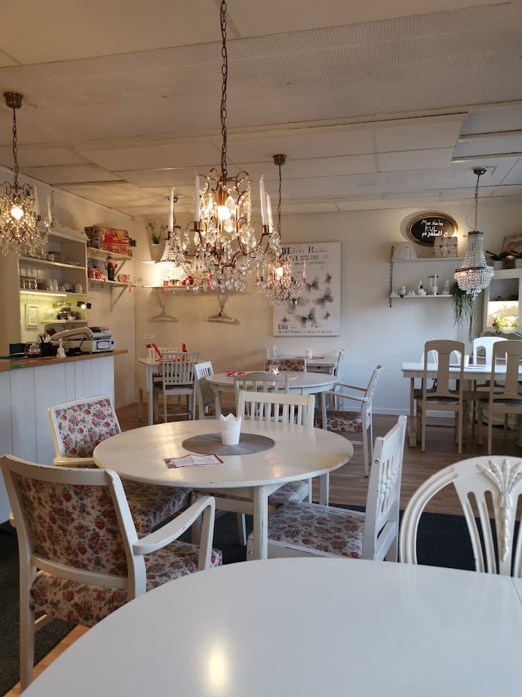 Bönorna i Tyresö, Café Himlagott