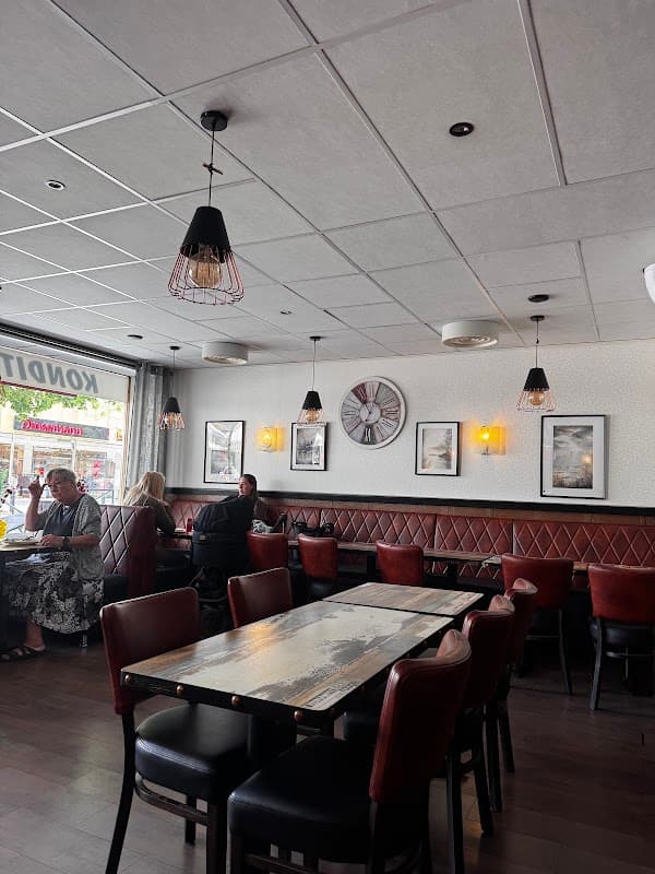 Vallonen Café Bistro Restaurang