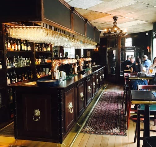 Husaren - Restaurang, Bar & Nattklubb