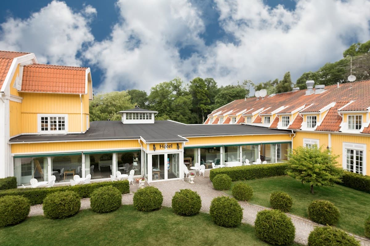 Ronnums Herrgård | Collection by Ligula