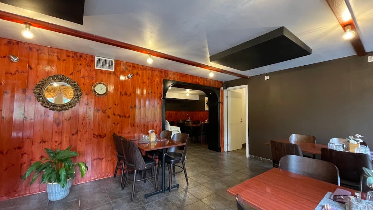 WOW INDIAN RESTAURANT & BAR